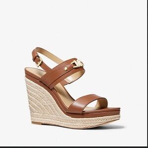 Michael Michael Kors Farrah Leather Wedge Sandal size 9.
